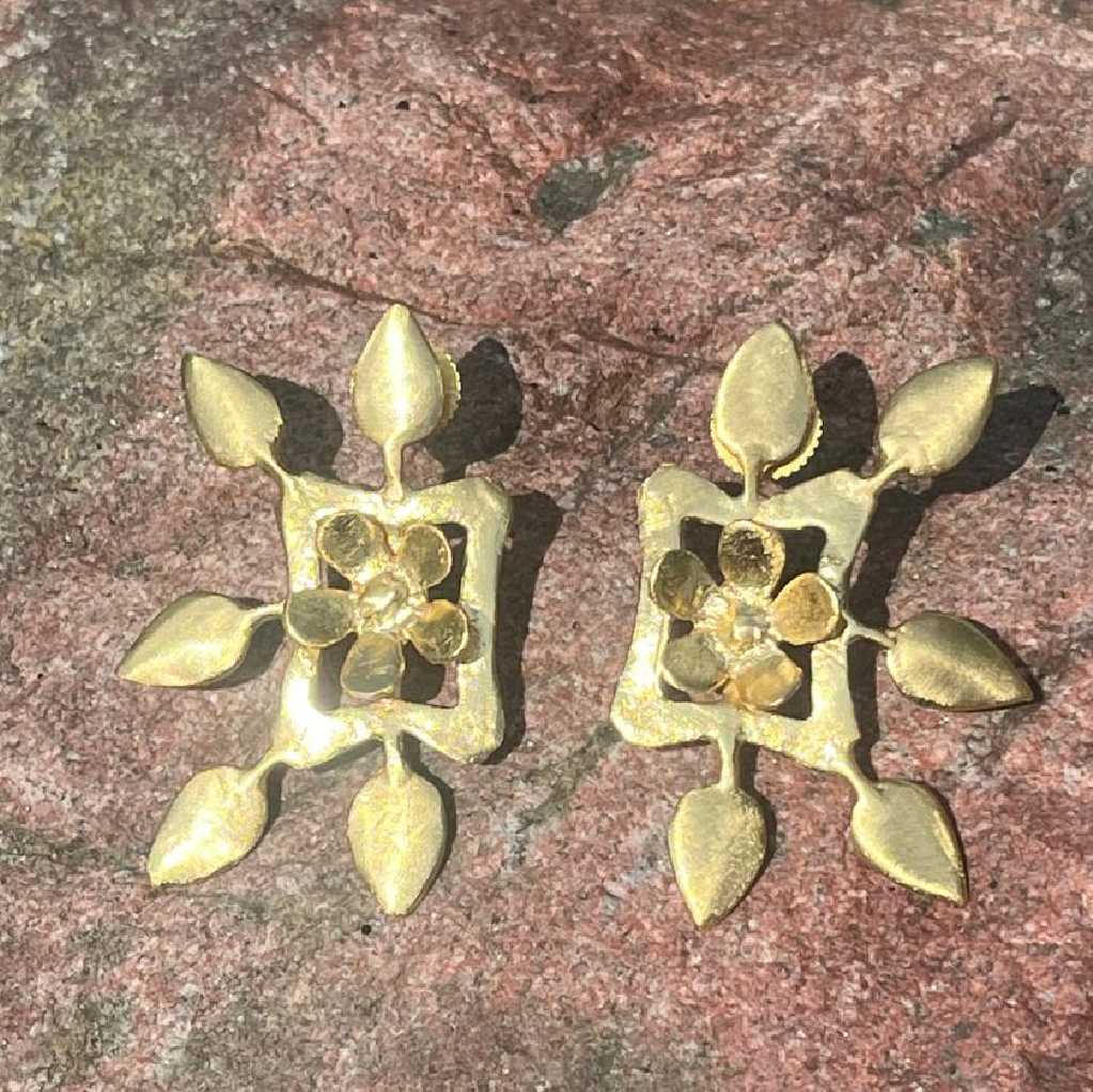 Guldbelagt solskindsblomst