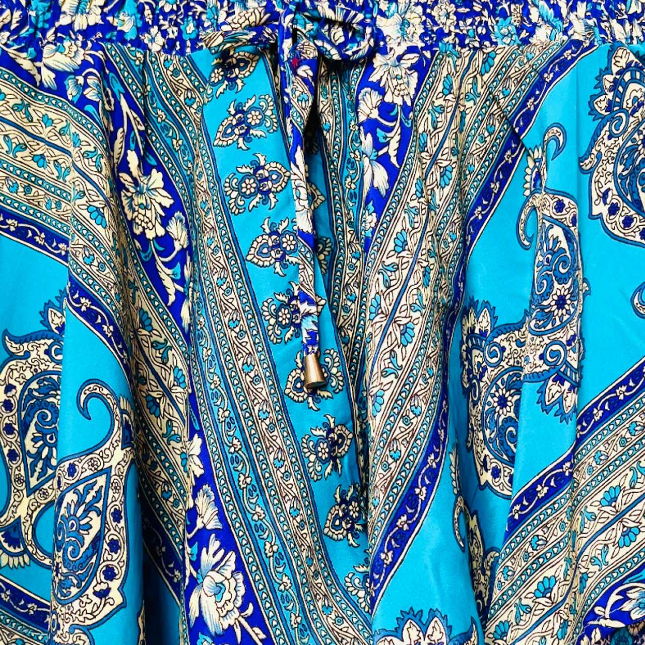 Shortsnederdel i silke med lomme str. S/M