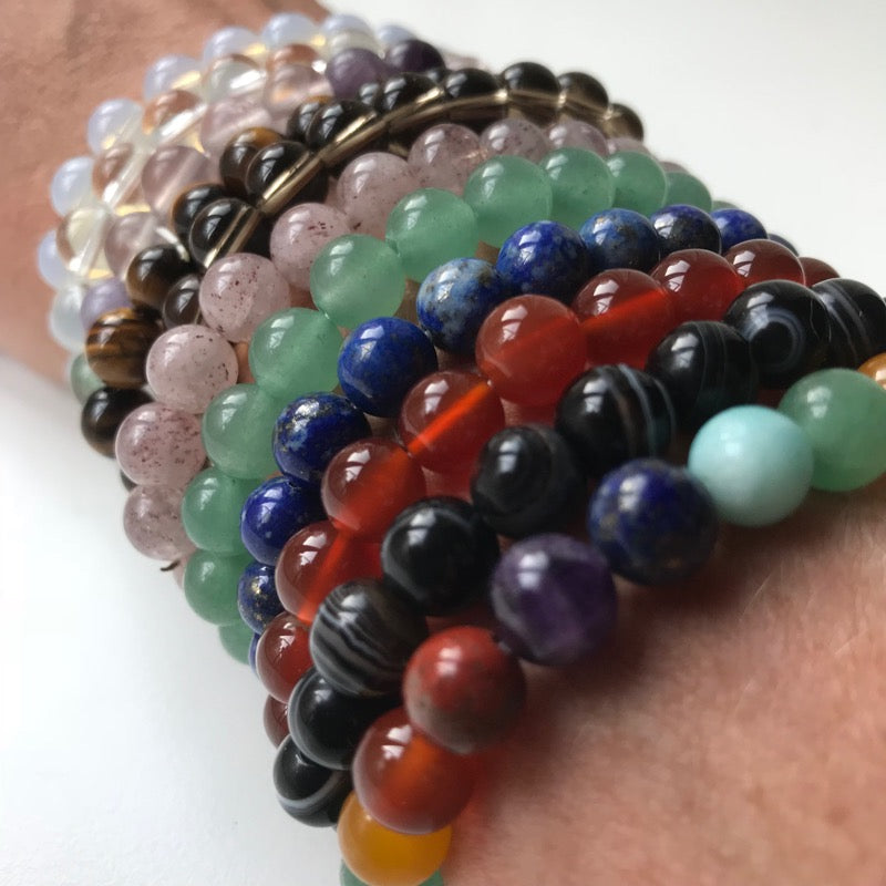 Armbånd med de 7 Chakra ædelsten