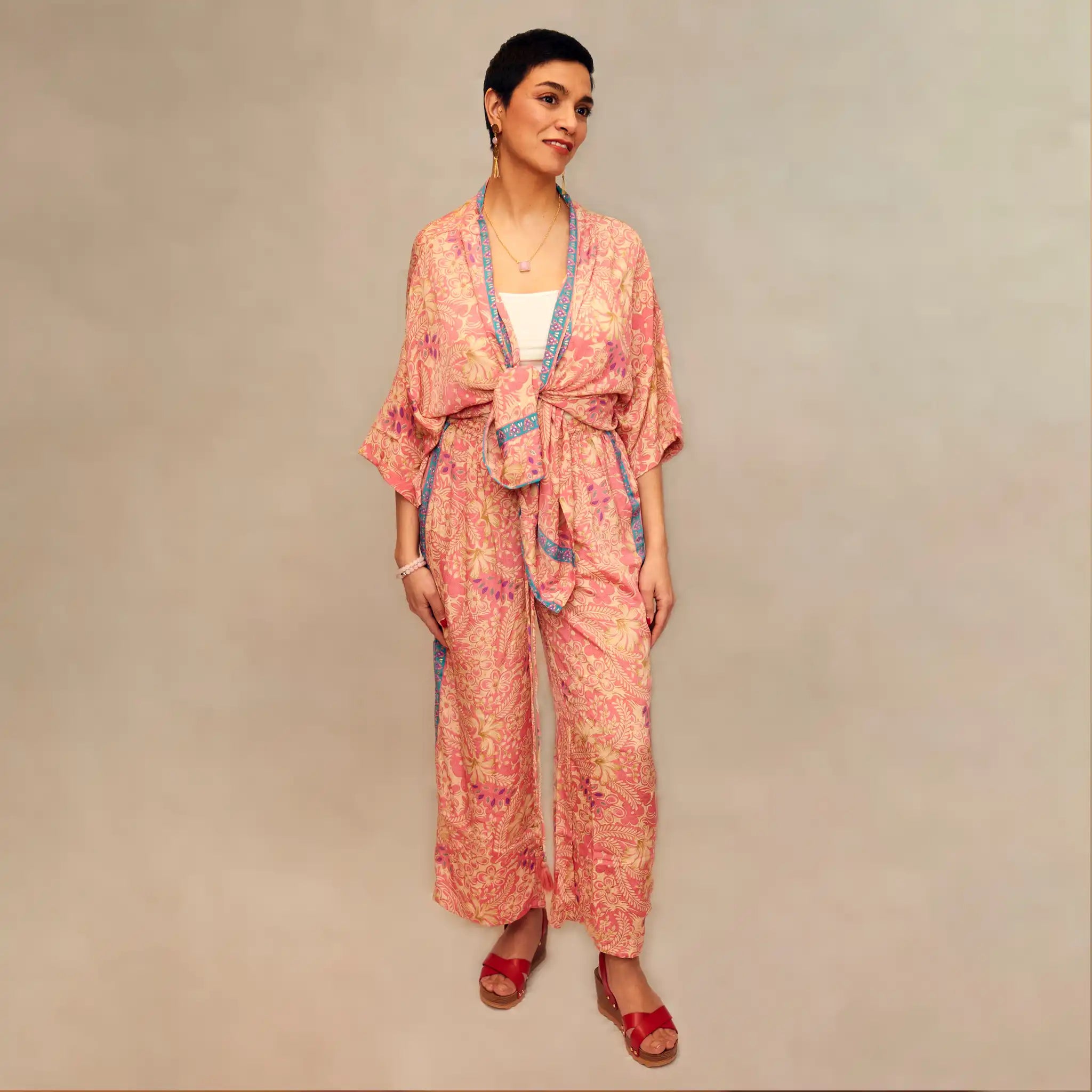 Pink flower Kimono sæt